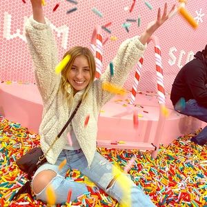 Meet your Posher, Camryn